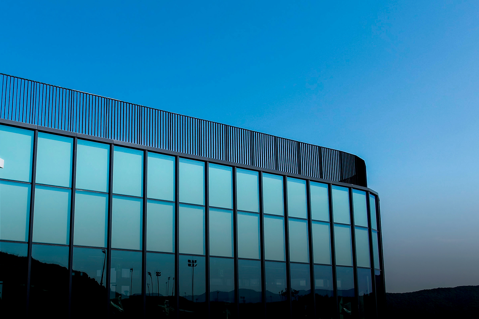 CLUB HOUSE